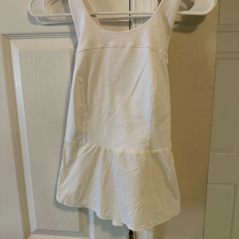 Elegant White Sleeveless Top